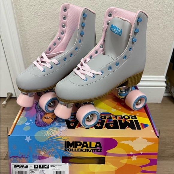 Impala Rollerskates - Picture 1 of 2